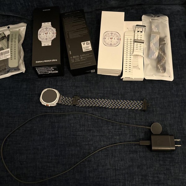 Samsung Galaxy Watch Ultra - Unlocked Non-US, White, SM-L7050, 47mm