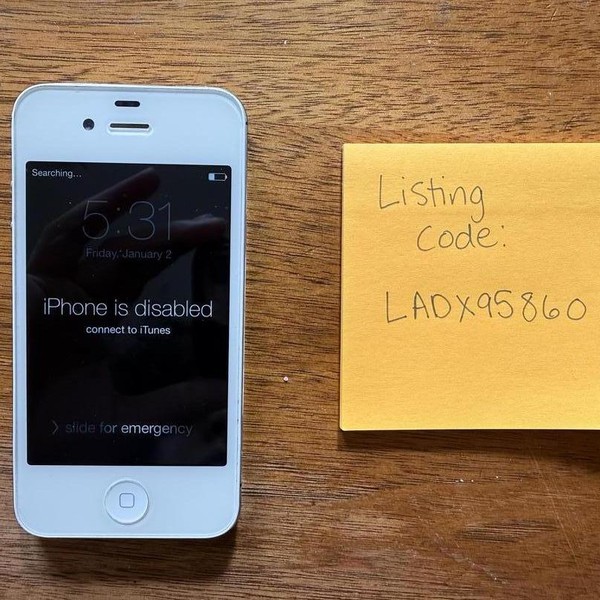 Apple iPhone 4S - Unlocked, 16 GB, White, A1387