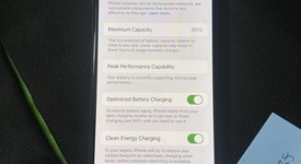 Mint
													Apple iPhone Xs - AT&T, Gray, 64 GB, A1920, photo 3 of 7