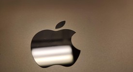 Good
													MacBook Air 2020 - 13" - I3, Gold, 256 GB, 8 GB, photo 5 of 11