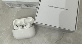 Used
													Apple AirPods Pro 2 - Lightning, photo 1 of 2