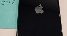 Mint
													Apple iPhone SE 3rd Gen 2022 - Unlocked, Midnight, 128 GB, A2595, photo 2 of 6