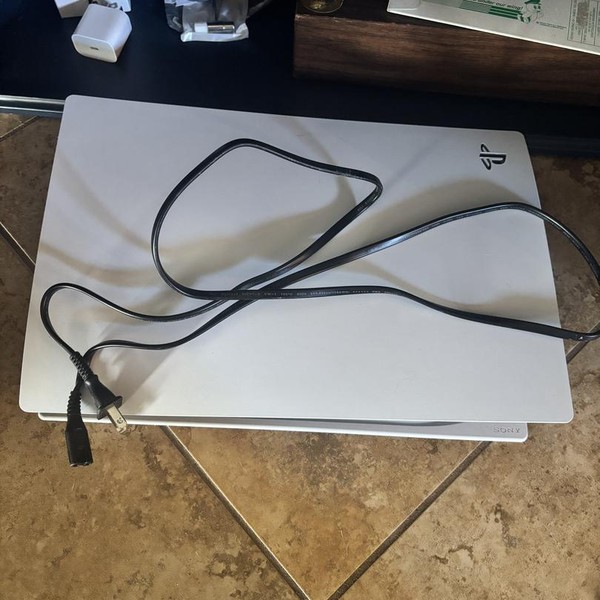 PlayStation 5 Digital Edition (2020) - 825 GB, White, Digital Edition