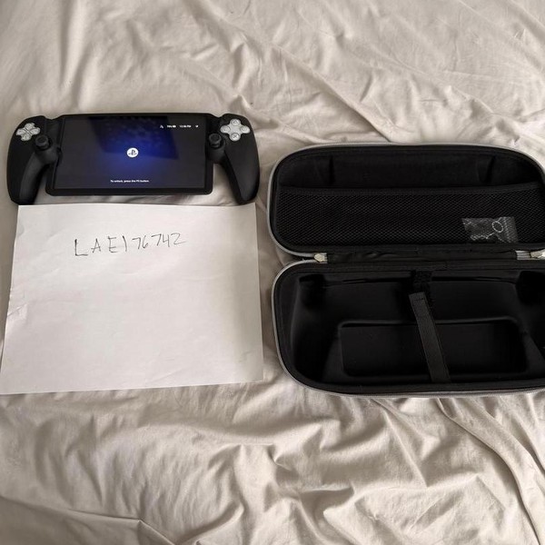 PlayStation Portal Remote Player - White