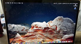 Good
													MacBook Pro 2018 (With Touch Bar) - 15" - I7, Silver, 512 GB, 16 GB, photo 4 of 10