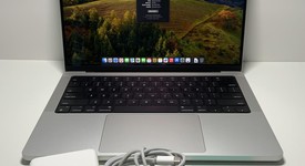 Good
													MacBook Pro 2021 - 14" - Apple M1 Max, Silver, 1 TB, 64 GB, photo 1 of 7