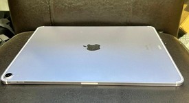 Good
													Apple iPad Air 13" (M2) 2024 - Unlocked, Purple, 256 GB, A2899, photo 5 of 7