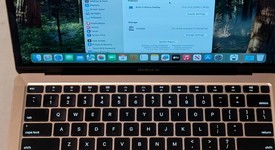 Good
													MacBook Air 2020 - 13" - I3, Gold, 256 GB, 8 GB, photo 3 of 10