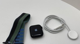 Mint
													Apple Watch Series 7 45mm - Unlocked, Midnight, A2477 - Cellular, Aluminum, photo 1 of 5