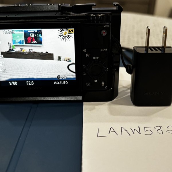 Sony Cyber-shot RX100 VII