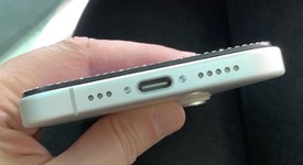 Mint
													Apple iPhone 16 - Unlocked, White, 128 GB, A3081, photo 6 of 6