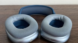 Used
													Apple AirPods Max - Sky Blue, photo 2 of 5