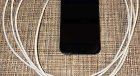 Good
													Apple iPhone 13 - Unlocked, Midnight, 128 GB, A2482, photo 1 of 10