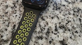 Good
													Apple Watch SE 2nd Gen 44mm - Midnight, A2723 - GPS, Aluminum, photo 4 of 4