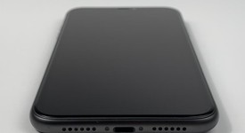 Fair
													Apple iPhone 11 - Cricket, Black, 64 GB, A2111, photo 5 of 7