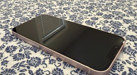 Good
													Apple iPhone 13 - Unlocked, Pink, 128 GB, A2482, photo 4 of 14