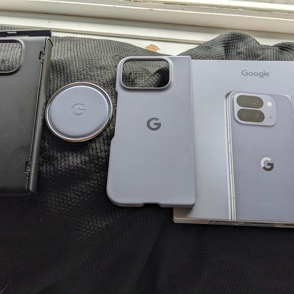 Google Pixel 10 Pro Fold - Unlocked, 1 TB, Moonstone, GU0NP