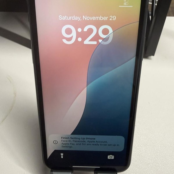 Apple iPhone 11 - Cricket, 128 GB, Black, A2111