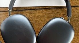 Used
													Apple AirPods Max USB-C - Midnight, photo 2 of 7