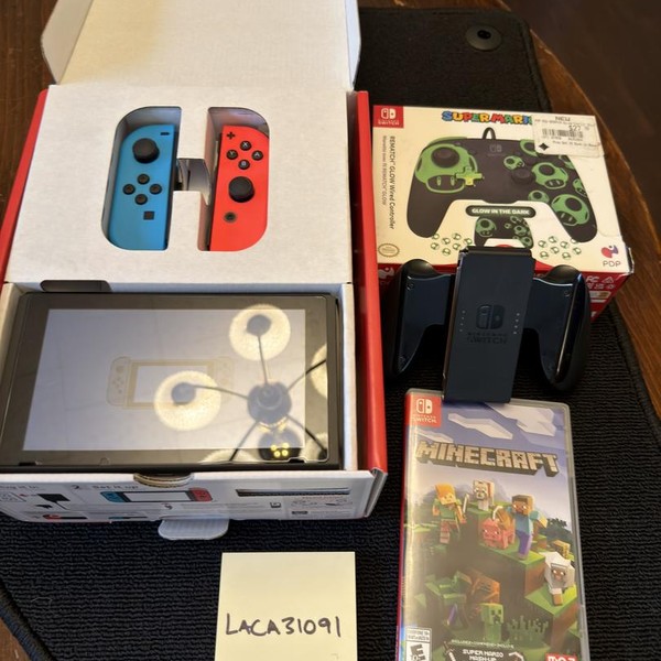 Nintendo Switch - 32 GB, Red & Blue