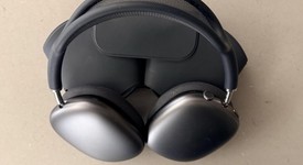 Used
													Apple AirPods Max - Gray, photo 1 of 6