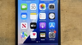 Fair
													Apple iPhone SE 3rd Gen 2022 - T-Mobile, Midnight, 64 GB, A2595, photo 1 of 11