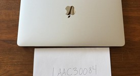 Good
													MacBook Pro 2020 - 13" - Apple M1, Silver, 256 GB, 16 GB, photo 1 of 9