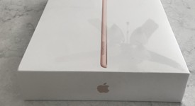 New
													Apple iPad 7th Gen - Wi-Fi, Gold, 32 GB, A2197, photo 5 of 7