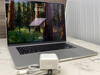 MacBook Air 2024 (M3) - 15"