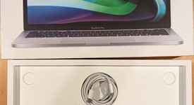 Good
													MacBook Pro 2020 - 13" - Apple M1, Silver, 1 TB, 16 GB, photo 2 of 12