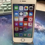 Good Apple iPhone 5S - Unlocked, 16 GB, Gold, A1533, GSM