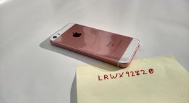 Good
													Apple iPhone SE 1st Gen 2016 - Unlocked, Rose Gold, 32 GB, A1723, photo 3 of 9