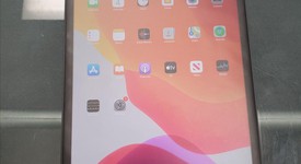 Mint
													Apple iPad Pro 11" 2nd Gen 2020 - Unlocked, Gray, 256 GB, A2068, photo 1 of 6