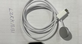 Fair
													Apple Watch Series 7 41mm - Unlocked, Starlight, A2475 - Cellular, Aluminum, photo 2 of 12