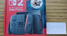 Mint
													Nintendo Switch 2 - Red & Blue, Standard, photo 5 of 7