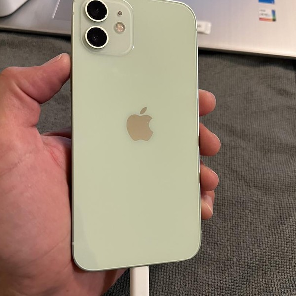 Apple iPhone 12 - Unlocked, 128 GB, Green, A2172