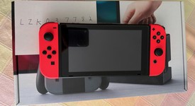 Mint
													Nintendo Switch - Red, 32 GB, photo 1 of 8