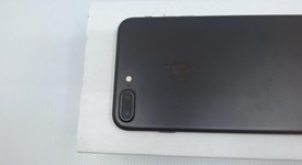Good
													Apple iPhone 7 Plus - Verizon, Jet Black, 128 GB, A1661, photo 2 of 4