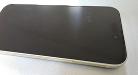 Good
													Apple iPhone 15 - Unlocked, Yellow, 128 GB, A2846, photo 5 of 7