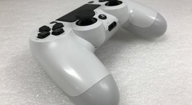 Good
													DualShock 4 Wireless Controller - White, photo 5 of 6