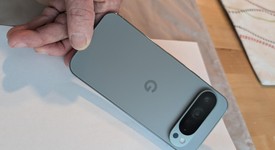 Good
													Google Pixel 9 Pro - Unlocked, Hazel, 256 GB, 16 GB, GR83Y, photo 5 of 8