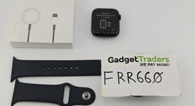 Good
													Apple Watch SE 2nd Gen 44mm - Midnight, A2723 - GPS, Aluminum, photo 1 of 12