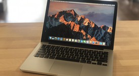 Good
													MacBook Pro 2015 (Retina) - 13" - Silver, 512 GB, 8 GB, photo 1 of 8