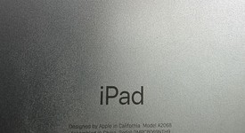 Mint
													Apple iPad Pro 11" 2nd Gen 2020 - Unlocked, Silver, 256 GB, A2068, photo 2 of 14