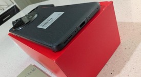 Mint
													OnePlus 13 - Unlocked, Black Eclipse, 512 GB, 16 GB, photo 4 of 7