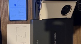 Mint
													Honor Magic V5 - Unlocked Non-US, White, 512 GB, 16 GB, photo 1 of 7