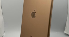 Mint
													Apple iPad 8th Gen - Wi-Fi, Gold, 128 GB, A2270, photo 1 of 6