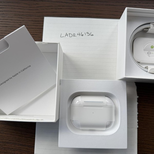 Apple AirPods Pro 2 - USB-C