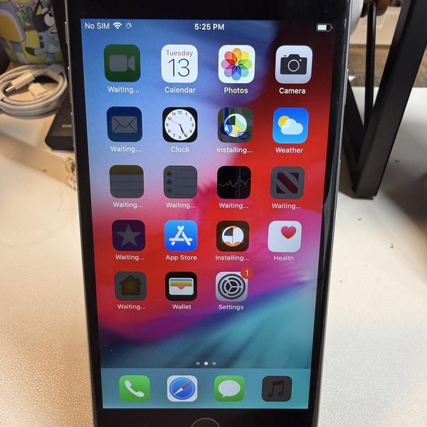 Apple iPhone 6 Plus - Unlocked, 64 GB, Gray, A1522