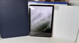 Good
													Apple iPad Air 5th Gen - Wi-Fi, Starlight, 64 GB, A2588, photo 2 of 9